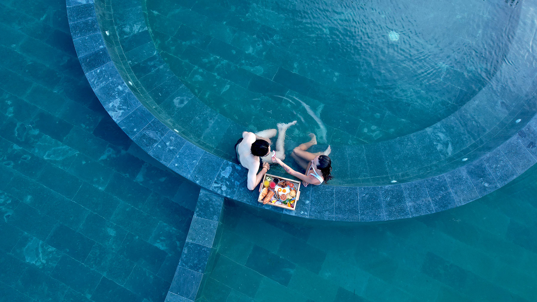Bể bơi vô cực - Bliss Hoi An Beach Resort & Wellness